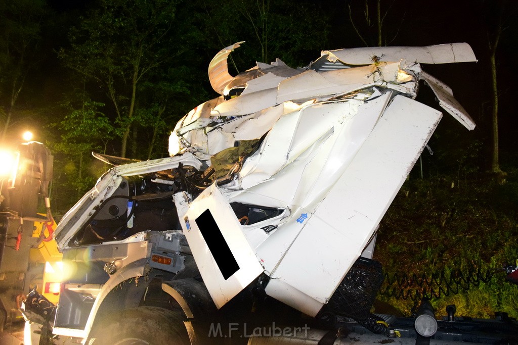 VU Gefahrgut LKW umgestuerzt A 4 Rich Koeln Hoehe AS Gummersbach P769.JPG - Miklos Laubert